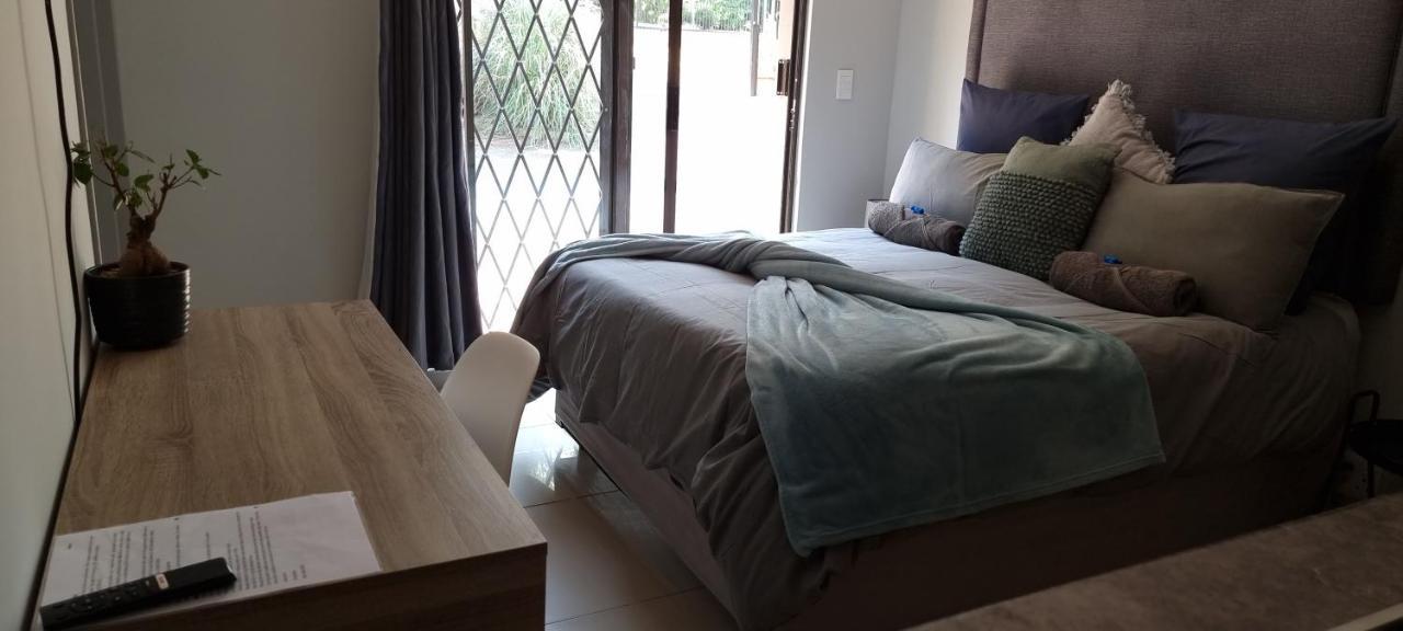 Atterbury Self Catering Studios Pretoria-Noord 外观 照片
